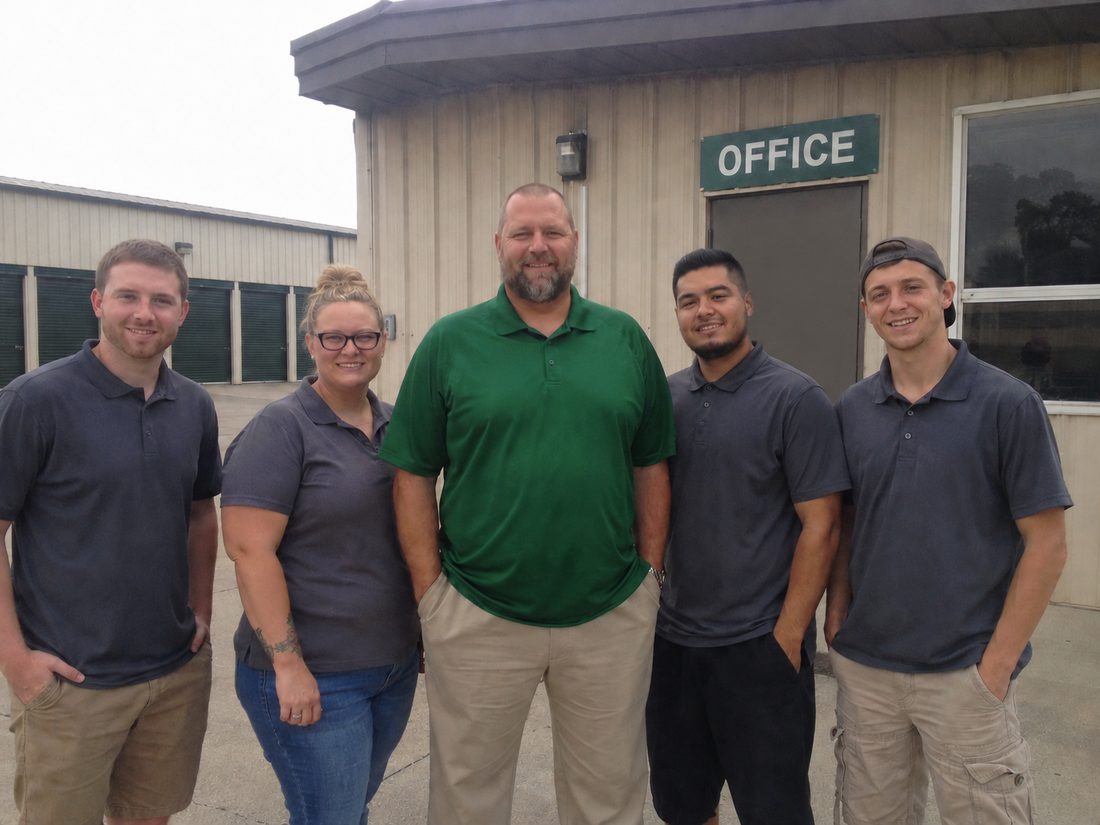 Pest control professionals in Irvine, CA